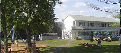 Gavin'S Iris H Country Inn Cornwallville Экстерьер фото